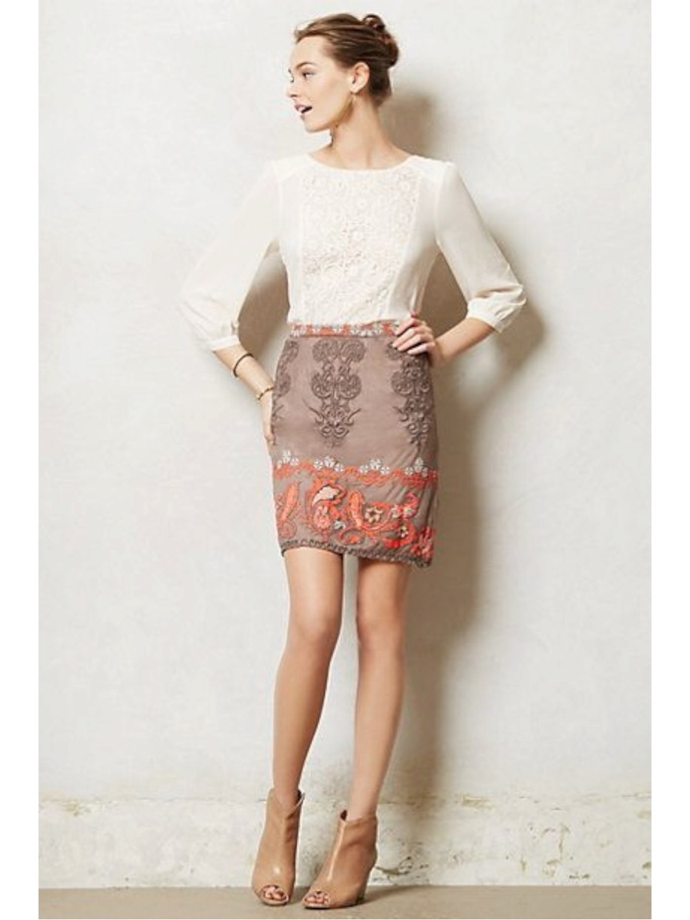 Anthropologie Whimsical Yoana Baraschi Embroidered Skirt Size 0P XS Dainty